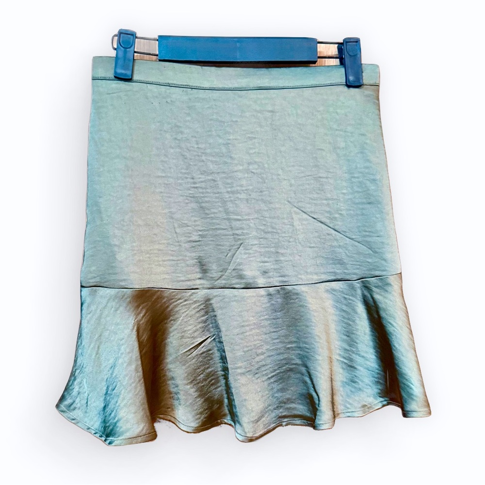 Bar III Satiny Army Green Mini Trumpet Skirt Size XS